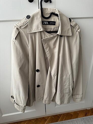 Zara trenckot