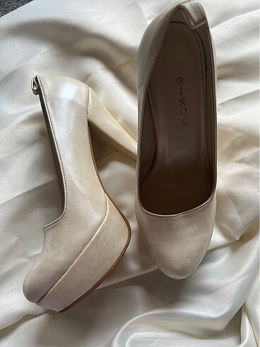 Nine West Kadın Bej/Ekru/Beyaz Topuklu ayakkabı