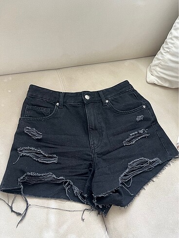 Bershka Şort