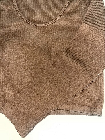 Dilvin Dilvin crop