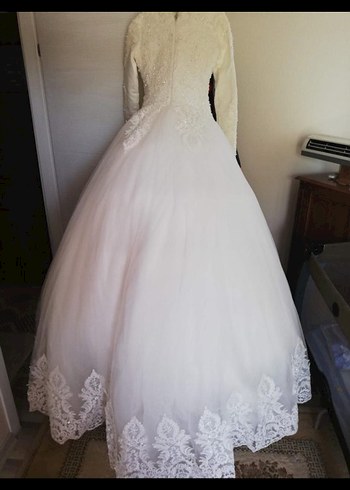 Uzun Kollu Yüksek Yakalı Prenses Gelinlik - Görsel 2