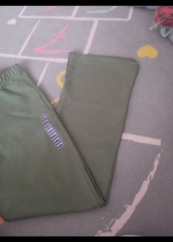 Kızlar için Salaş Kesim Yeşil Rahat Pantolon - Görsel 3