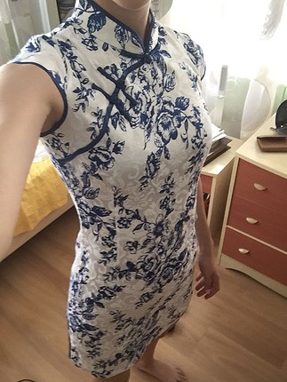 Çin geleneksel kıyafeti qipao 