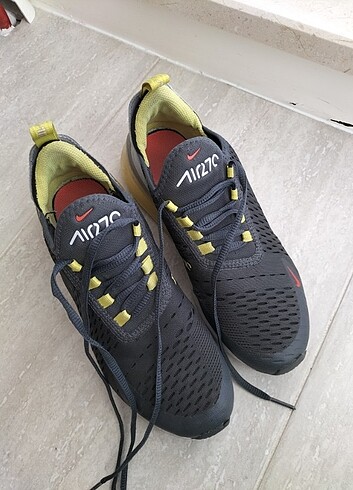 Nike Air 270