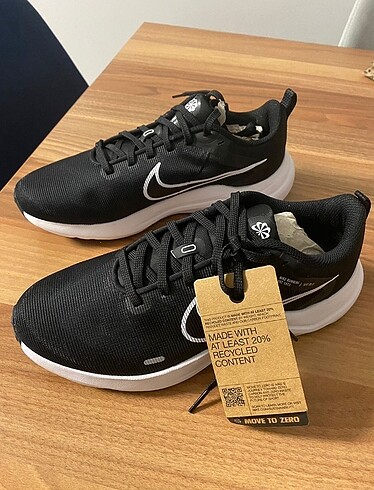 Nike Orijinal nike spor ayakkabısı