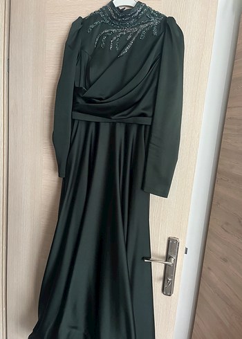 Zümrüt yeşili Drape Detaylı Uzun Abiye Elbise