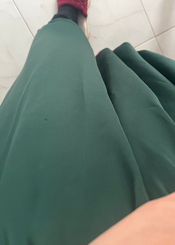 Armine Yeşil Saten uzun Etek
