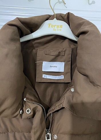 Bershka Şişme mont 