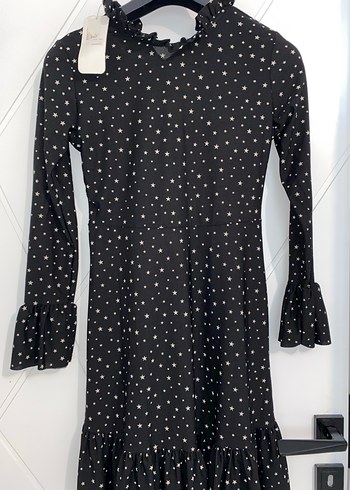 Uzun Kollu Siyah Yıldız Desenli Kız Elbisesi - Görsel 3