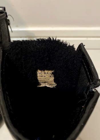 Siyah Parlak Deri Tokalı Blok Topuklu Bot - Görsel 6