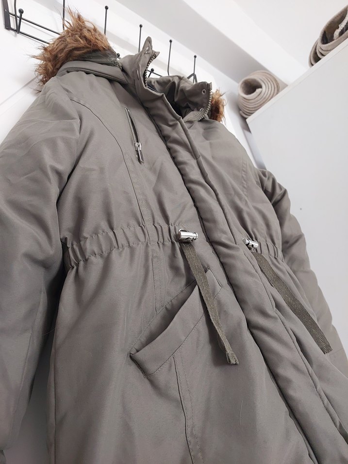 Gri Kürk Detaylı Kadın Kışlık Mont - Görsel 5