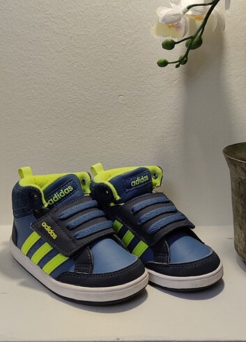 Adidas adidas çocuk ayakkabısı