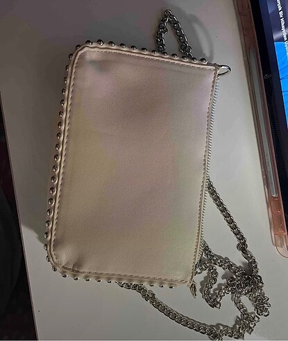 Stradivarius boncuklu çanta