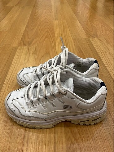 Skechers 37-38