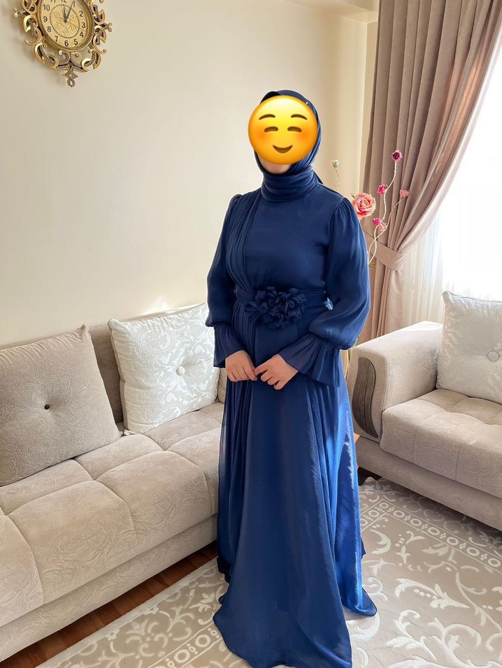 Lacivert Uzun Drapeli Gotik Kadın Abiye - Görsel 2