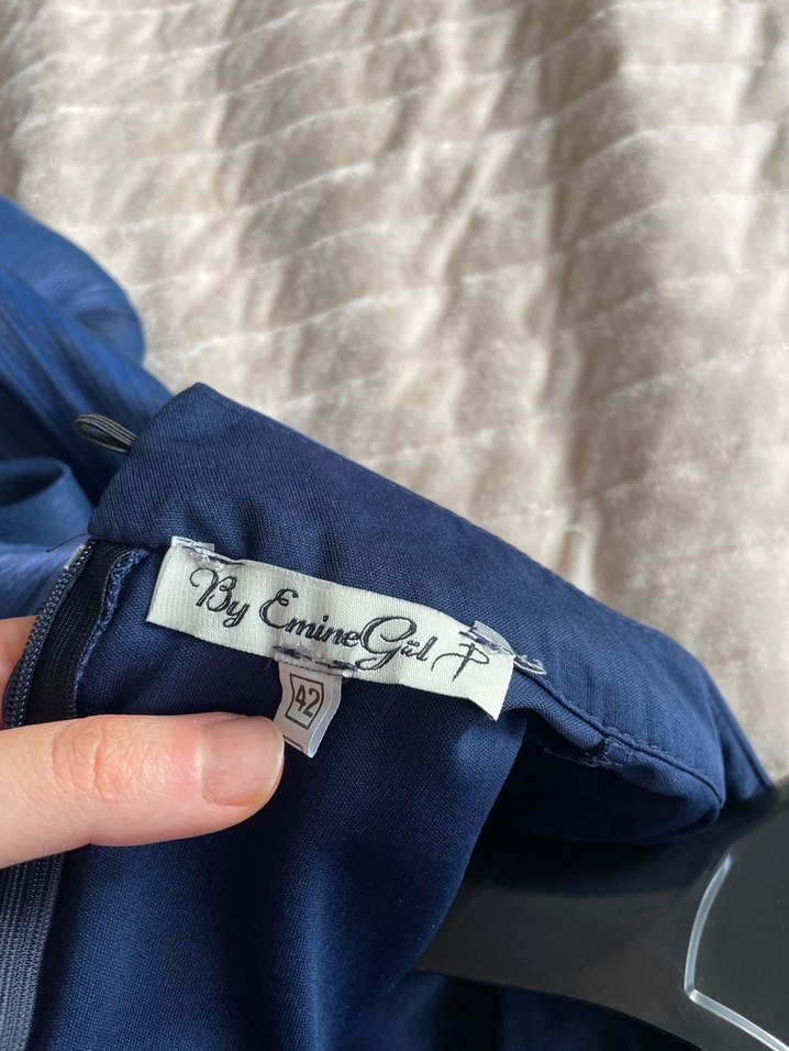 Lacivert Uzun Drapeli Gotik Kadın Abiye - Görsel 5