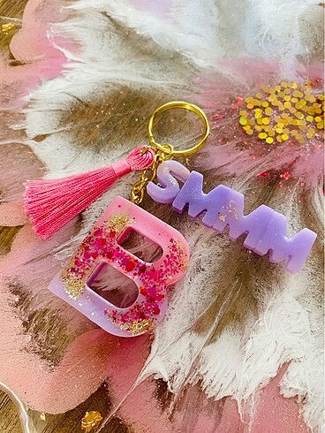 Epoksi reçine Pembe mor Glitter ve siyah beyaz anahtarlık