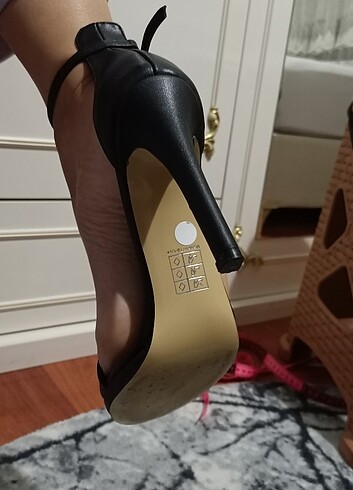 39 Beden Topuklu ayakkabı 