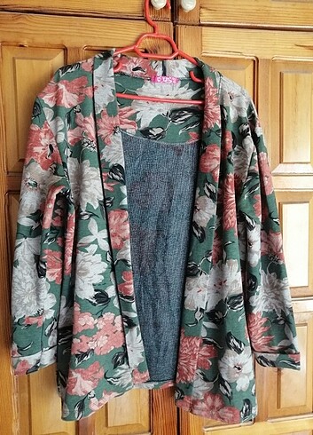 42 Beden Kadın çiçekli blazer ceket