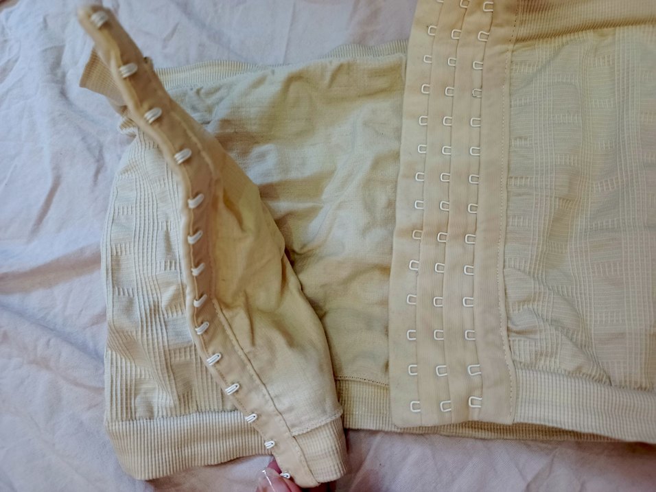 Bej Dikişsiz agraflı bel Korsesi - Görsel 2