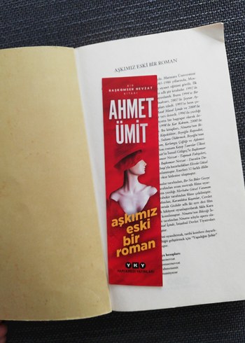  Ahmet Ümit - Aşkımız Eski Bir Roman