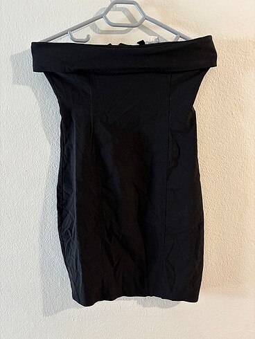 H&M straplez elbise