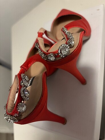 40 Beden kırmızı Renk Nine West kadın topuklu ayakkabı