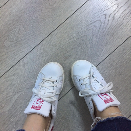 Beyaz stan smith