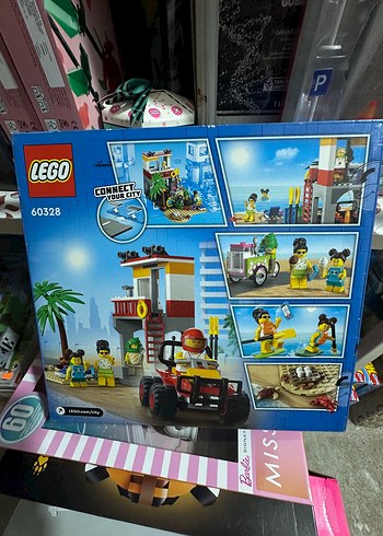 Mega LEGO City Renkli Plaj Evi Seti 60328