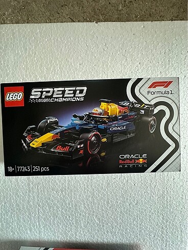 lego red blue