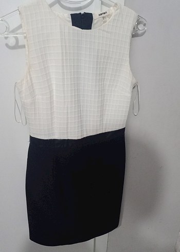 Kemer Detaylı Kısa Siyah Beyaz Elbise - Görsel 2