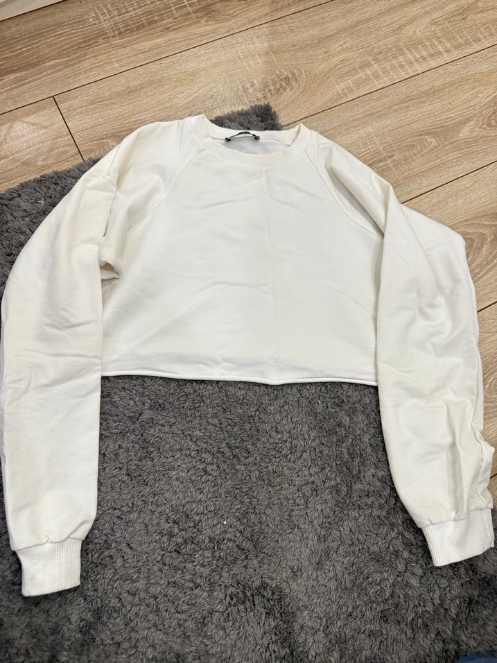 Beyaz Pamuklu Uzun Kollu Crop Sweatshirt - Görsel 2