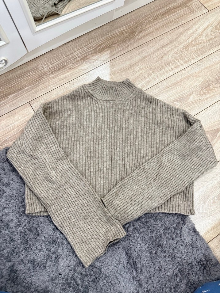 Gri Yün Boğazlı Örgü Kadın Kazak - Görsel 2