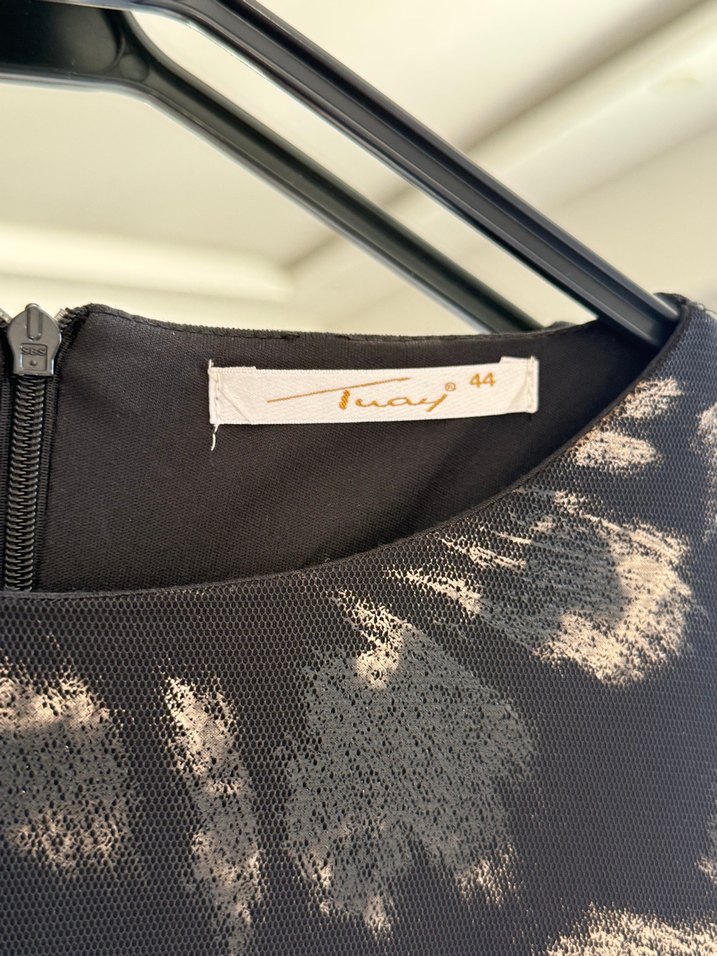 Uzun Bağlama Desenli Siyah Elbise abiye - Görsel 3