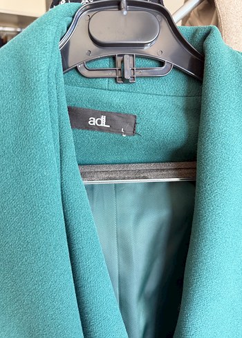 Çift Düğmeli Yeşil Kaban - Görsel 3