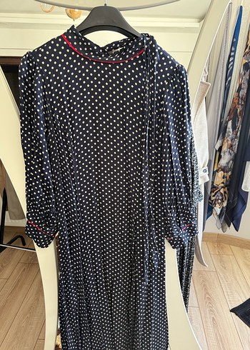 Puantiye Desenli Siyah Uzun Kadın Elbise abiye - Görsel 2