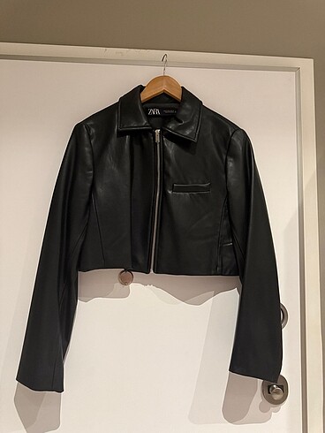 Zara crop deri ceket