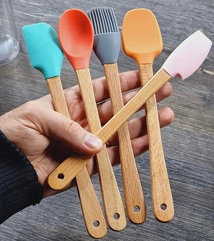 5 li Slikon kaşıklar