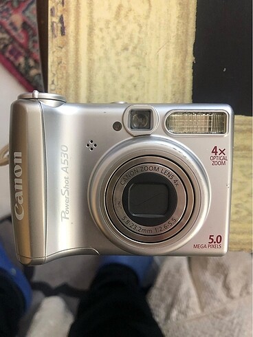 Canon 530 fotoğraf makinesi
