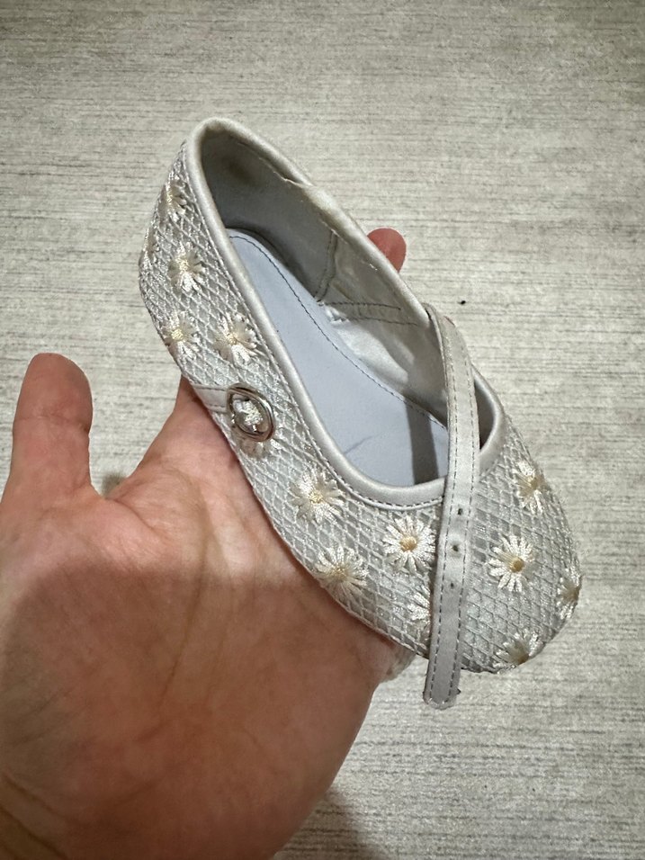 Zara Nakışlı Gri Kız Babet Ayakkabı 21 Numara - Görsel 2