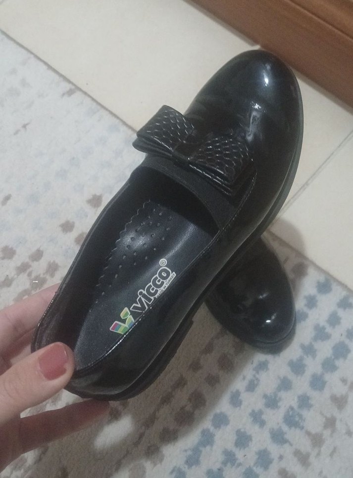 Vicco 33 Numara Siyah Rugan Kız Babet Ayakkabı - Görsel 2