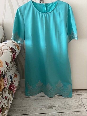 Mint yeşili elbise