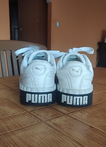 38,5 Beden beyaz Renk Puma Cali sneaker