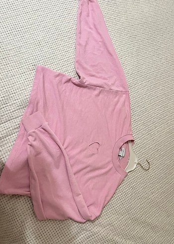 Pembe Kalp Detaylı Kadın Sweatshirt - Görsel 2