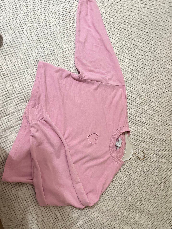 Pembe Kalp Detaylı Kadın Sweatshirt - Görsel 2