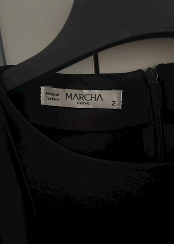 Siyah plise etekli takım - Görsel 4