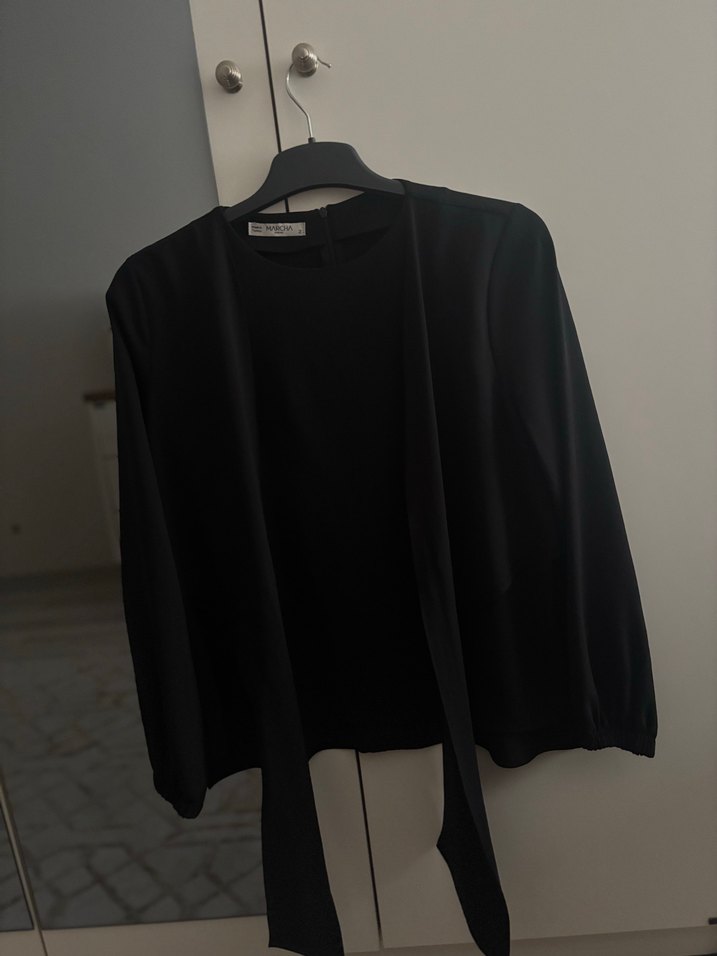 Siyah plise etekli takım - Görsel 3