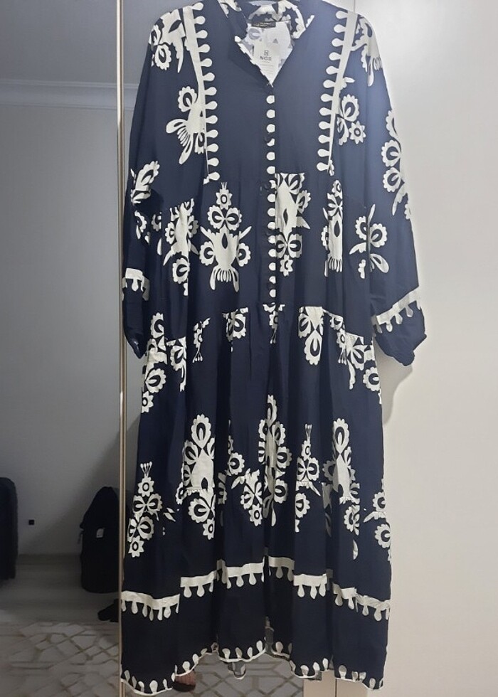 Siyah yazlık elbise - Görsel 2