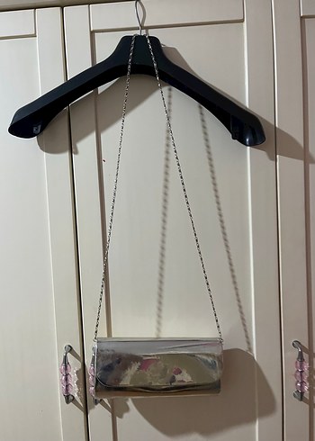 Gri-Gümüş Zincir Detaylı Kadın Clutch Çanta Abiye Çanta