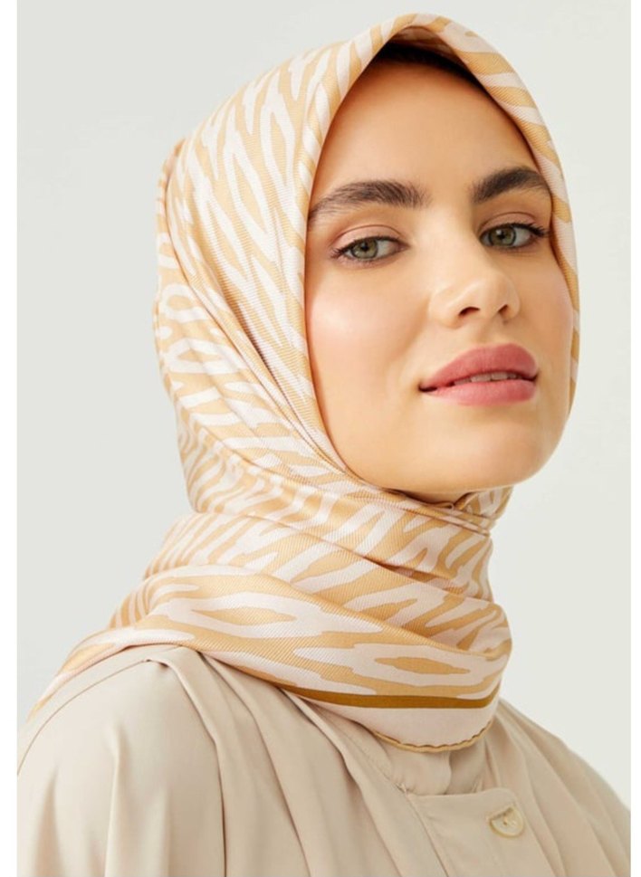 imannoor 100% ipek Bej Desenli Eşarp - Görsel 2
